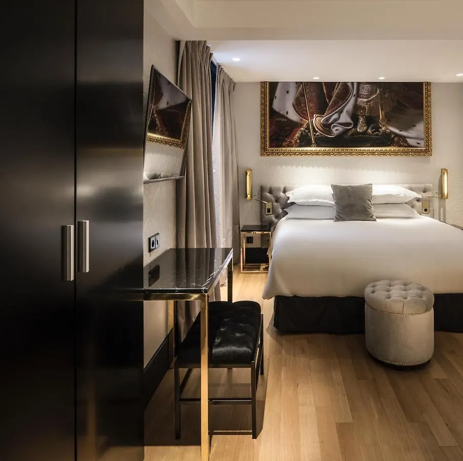Hotel Eiffel Petit Louvre Paříž Francie