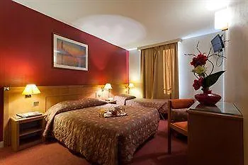 Eiffel Petit Louvre Hotel Paris France