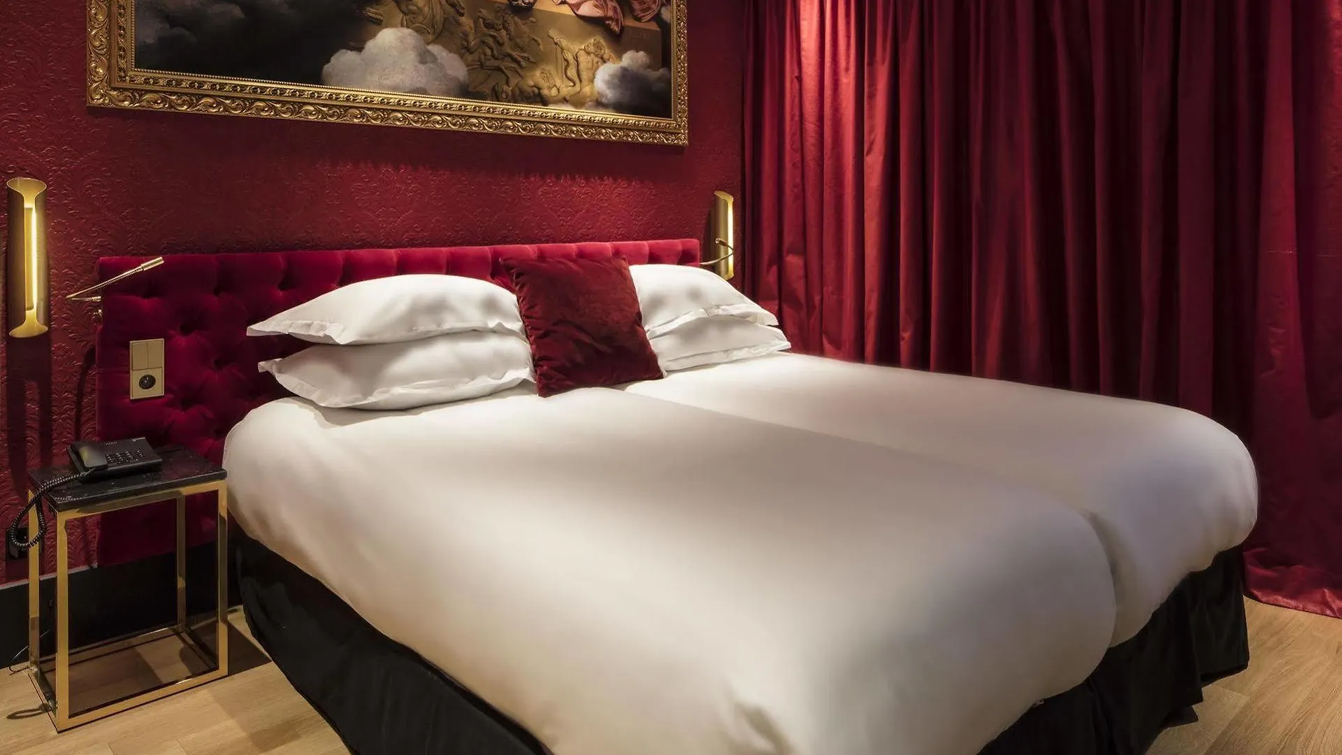 Eiffel Petit Louvre Hotel Paris