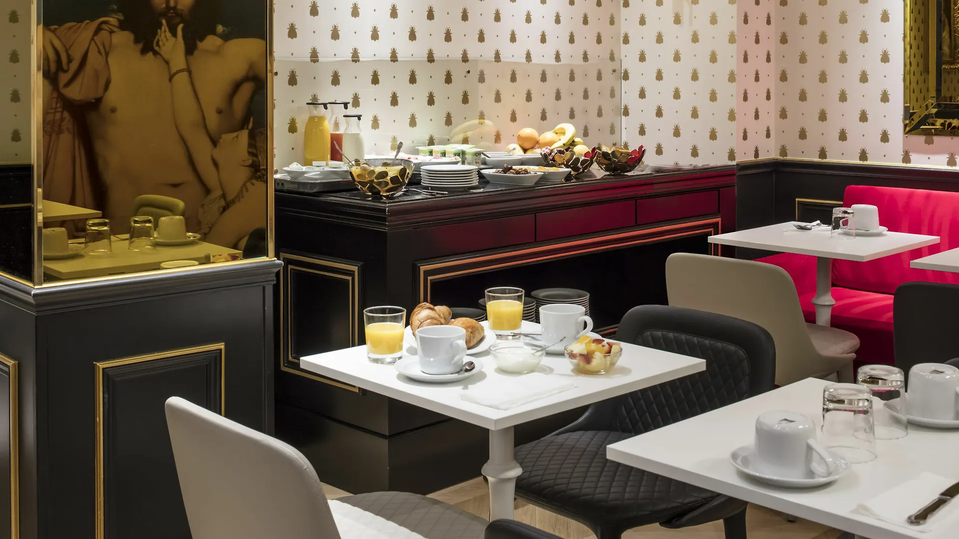Hotel Eiffel Petit Louvre Paříž
